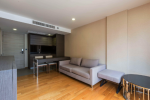 Klass Langsuan Condo for Rent - 1 Bedroom Fully Furnished on High Floor